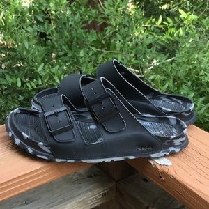 People Footwear Lennon Sz 10 Adjustable Sandals